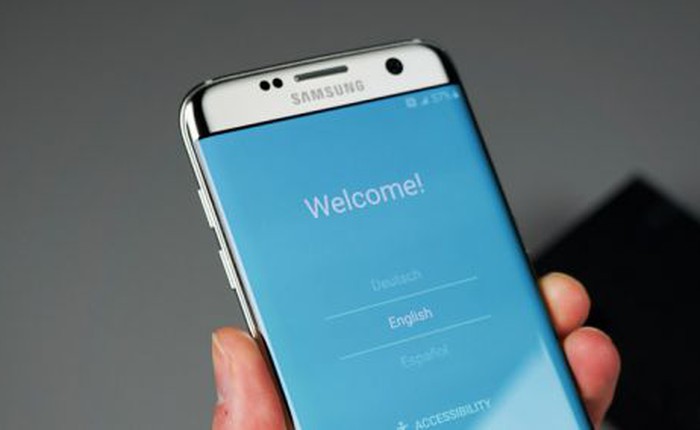 Samsung Galaxy S7 edge được vinh danh là smartphone tốt nhất năm 2016