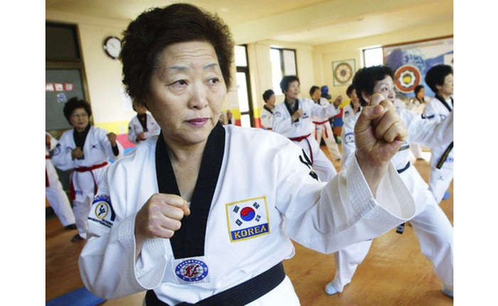 Một startup Hàn Quốc chỉ tuyển nhân viên trên 55 tuổi, cứ 50 phút được nghỉ 10 phút, văn phòng có cả máy đo huyết áp
