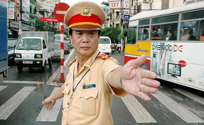 Hà Nội sẽ cấp smartphone cho cảnh sát giao thông
