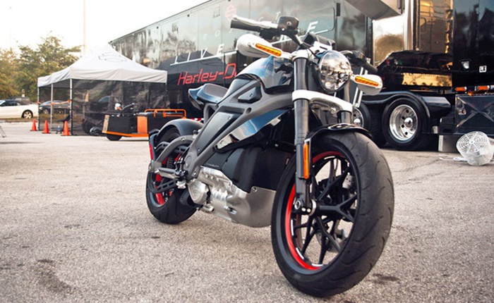 Harley-Davidson giới thiệu xe máy điện Livewire - tương lai của công ty