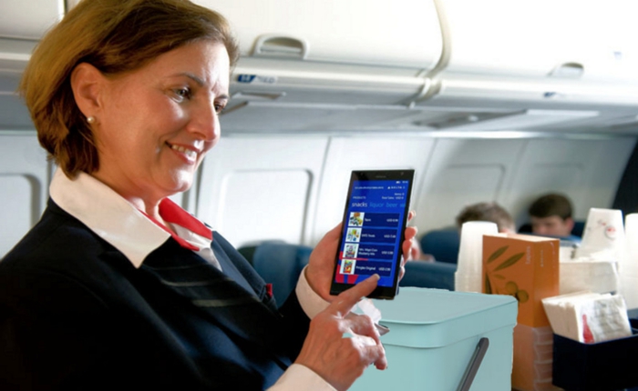 Hãng hàng không Mỹ thay thế 40.000 thiết bị Surface và Windows Phone sang iPhone và iPad vì lý do hết sức lãng xẹt