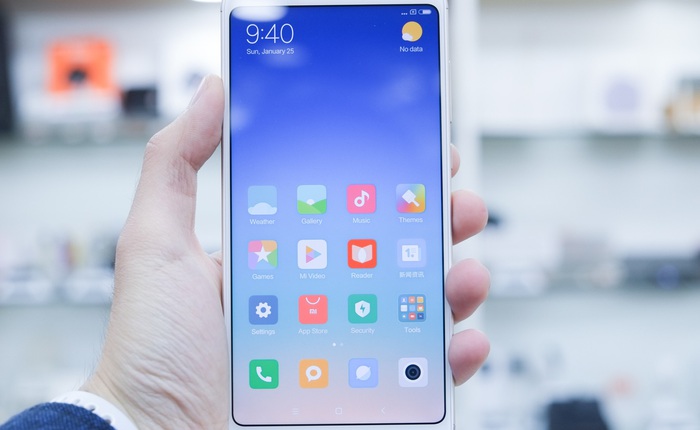 Trên tay Xiaomi Redmi 5 và Redmi 5 Plus: Bộ đôi smartphone màn hình 18:9, viền siêu mỏng rẻ nhất hiện nay