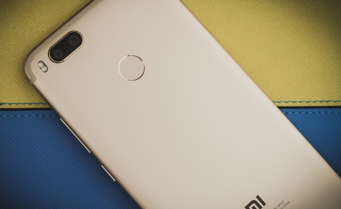 Mở hộp Mi 5X tại Việt Nam: Smartphone camera kép, RAM 4GB, giá 5 triệu đồng của Xiaomi