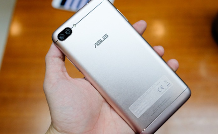 Trên tay ZenFone 4 Max Pro: Máy dày, cầm chắc tay, chip yếu, camera kép, pin 5.000 mAh, giá 5 triệu