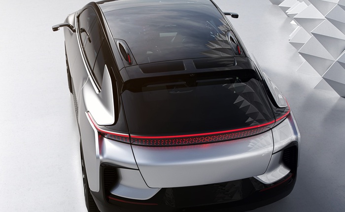 Chiêm ngưỡng siêu xe điện "nhanh nhất thế giới", sẵn sàng thách thức Tesla
