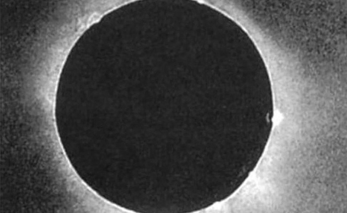 Chiêm ngưỡng bức ảnh đầu tiên về hiện tượng nhật thực ra đời năm 1851