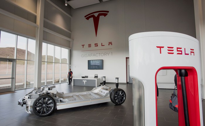 Nhà máy Gigafactory trị giá 5 tỷ USD của Tesla đã bắt đầu hoạt động