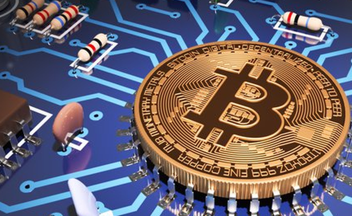 Bitcoin giảm 2.000 USD và mất 1/4 giá trị, phần thắng thuộc về ai trong trận chiến bitcoin vs bitcoin cash?