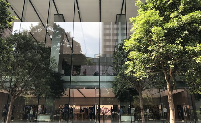 Trải nghiệm thực tế Apple Store Orchard Singapore: khi bạn không chỉ trả tiền cho thương hiệu, thiết kế mà quan trọng hơn cả là trải nghiệm