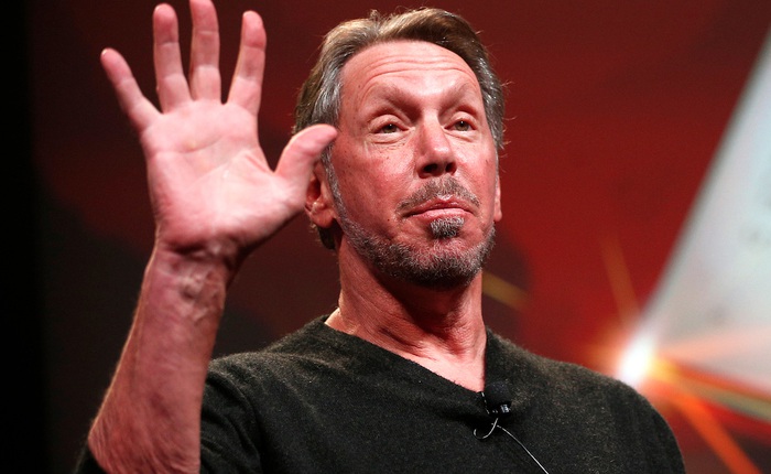 Ông trùm Larry Ellison (Oracle) đang lo đánh bại Amazon mà quên mối đe dọa trực tiếp mang tên Microsoft