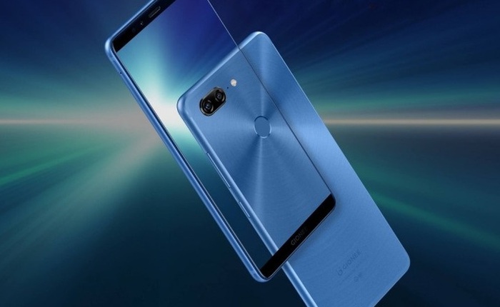Lại thêm một smartphone "màn hình vô cực" của Trung Quốc nữa ra mắt, dùng poster quảng cáo giống Samsung