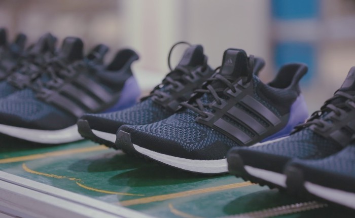 Quy trình sản xuất adidas UltraBoost 1.0 - Dòng giày chạy được mệnh danh là tốt nhất thế giới