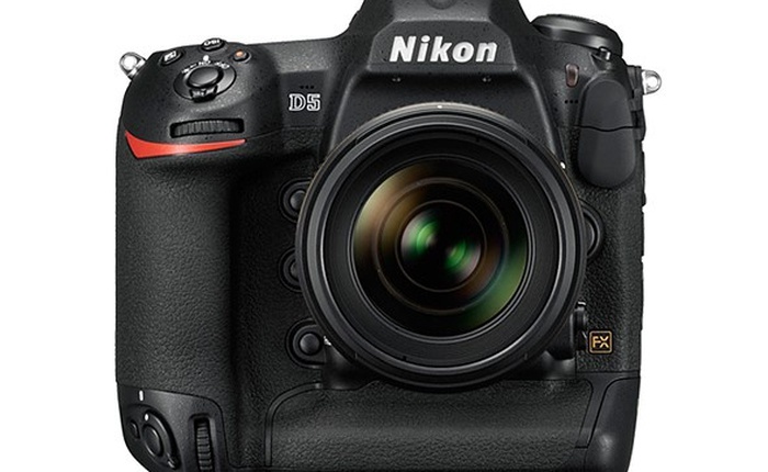 Nasa vừa đặt hàng 53 chiếc Nikon D5 cho các mục tiêu huấn luyện và sử dụng cho trạm không gian Quốc tế (ISS)