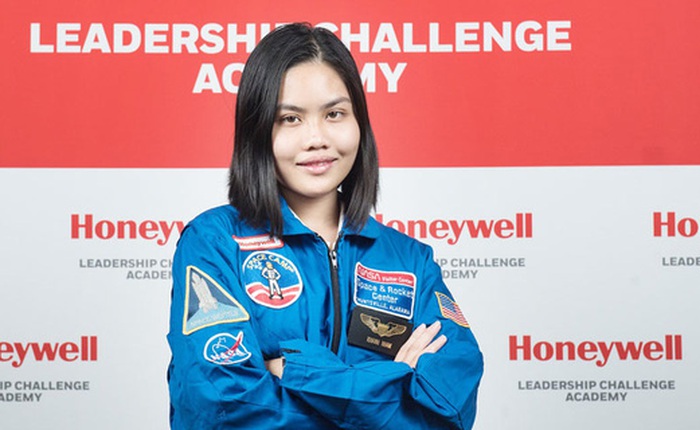Nữ sinh Việt Nam được tham gia huấn luyện tại trung tâm vũ trụ Hoa Kỳ