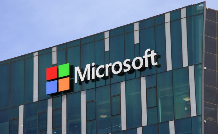 Microsoft cắt giảm hàng nghìn nhân viên, không còn muốn bán phần mềm bản quyền