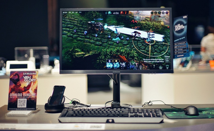 Chiếc đế Samsung DeX đã có thể kết nối chuột và bàn phím để chơi game