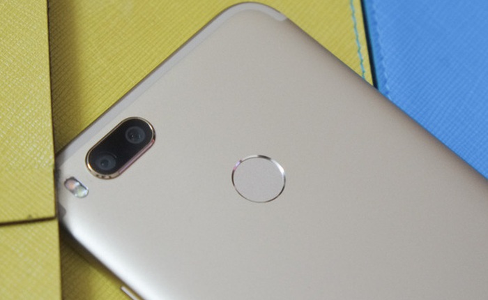 Tặng bạn đọc điện thoại Camera kép Xiaomi Mi5x trị giá 5,2 triệu đồng!
