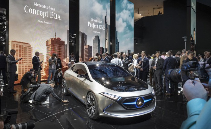 Công ty mẹ của Mercedes quyết định lật đổ Tesla và tạo ra cuộc cách mạng xe điện mới