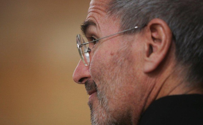 Steve Jobs đã chuyển từ "con người cảm hứng" sang "mẹ chồng khó tính" khi tiếp CEO Dropbox như thế nào?