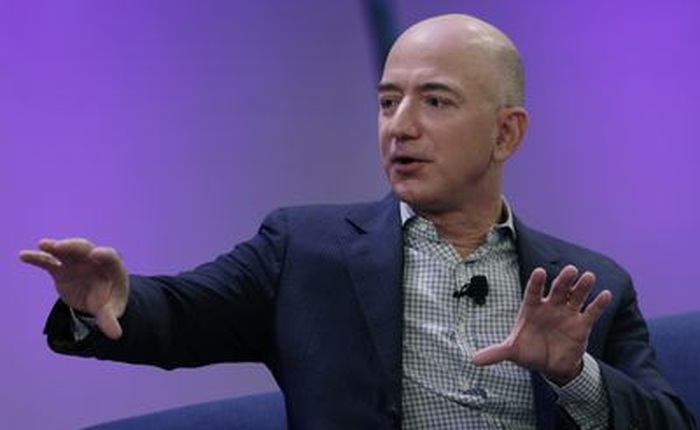 Jeff Bezos - CEO của Amazon đã phá vỡ một giới hạn của mình, chỉ với một bài tweet