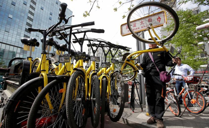Ở Trung Quốc, bạn có thể thuê xe đạp, bóng rổ hay thậm chí là cả ô che mưa qua ứng dụng điện thoại