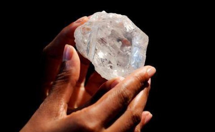 Viên kim cương thô lớn nhất thế giới vừa được bán với giá 53 triệu USD
