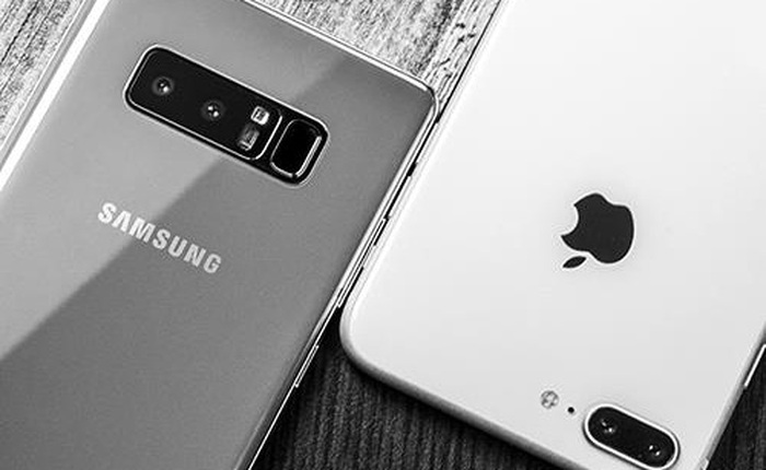 So tài tính năng chụp ảnh thiếu sáng giữa Galaxy Note 8 và iPhone 8 Plus