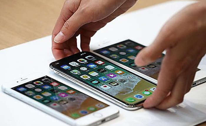Ba tên trộm vừa đánh cắp hơn 300 chiếc iPhone X tại Apple Store San Francisco