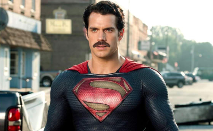 Trong Justice League trông Superman xấu trai hơn hẳn, hóa ra là do râu của anh đã bị cạo đi bằng... kỹ thuật số