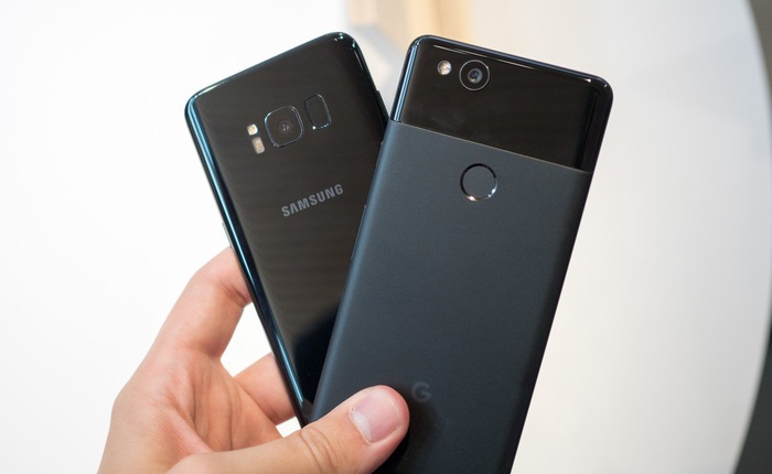 So sánh Google Pixel 2 và Samsung Galaxy S8: Kẻ tốt nước gỗ, người tốt nước sơn