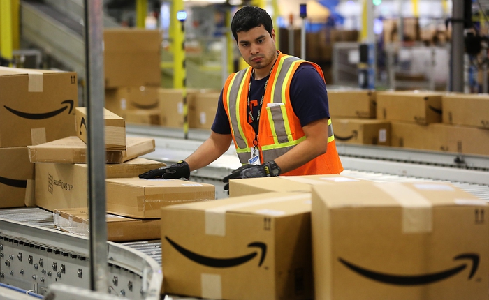 Amazon đang có hơn 540.000 nhân viên, vượt xa Microsoft và Google