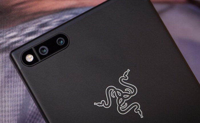 Cận cảnh Razer Phone, smartphone đầu tiên dành riêng cho game thủ