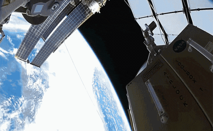 Muốn biến cảm giác bước đi bên ngoài Trạm không gian ISS là thế nào thì hãy xem video góc nhìn thứ nhất được phi hành gia này quay lại