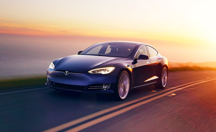 Tesla đang nghiên cứu công nghệ pin mới, gấp đôi tuổi thọ so với pin thường