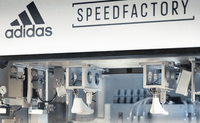 Nhà máy sản xuất giày bằng robot của Adidas đã sẵn sàng hoạt động