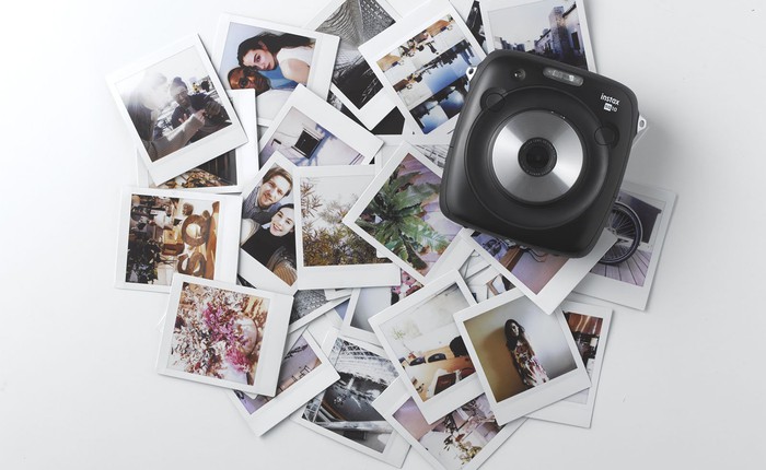 Fujifilm trình làng INSTAX SQUARE SQ10: camera chụp ảnh lấy liền kiêm lưu ảnh kỹ thuật số