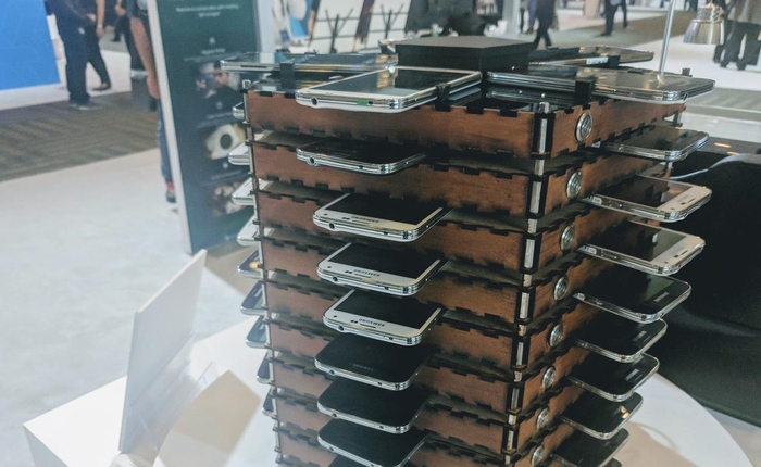 Samsung xây dựng dàn trâu cày Bitcoin từ 40 chiếc Galaxy S5 cũ
