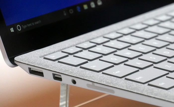 Microsoft lên tiếng giải thích tại sao Surface Laptop không có cổng USB-Type C