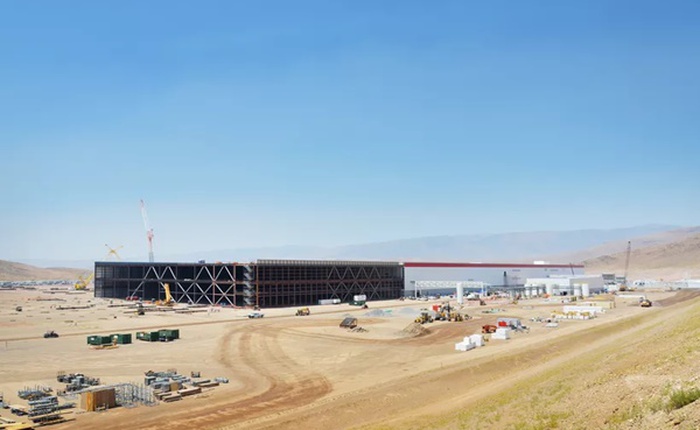 Tesla quyết tâm xây thêm ít nhất 3 nhà máy Gigafactory trong năm nay