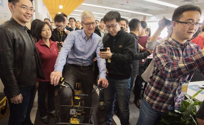 Tim Cook đến thăm startup "Uber dành cho xe đạp" của Trung Quốc