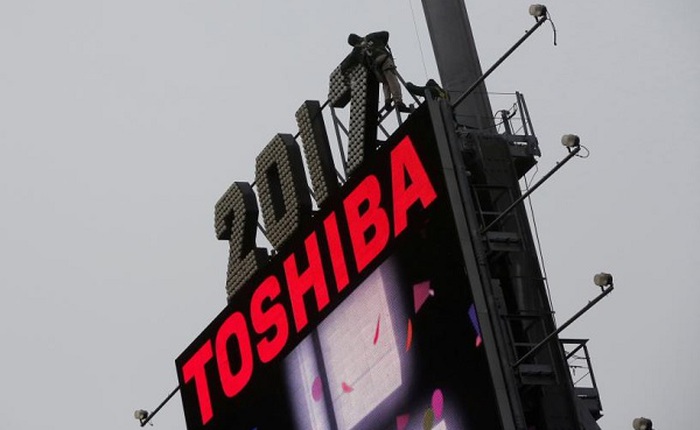 Toshiba đang xem xét bán cổ phần bộ phận kinh doanh chip nhớ
