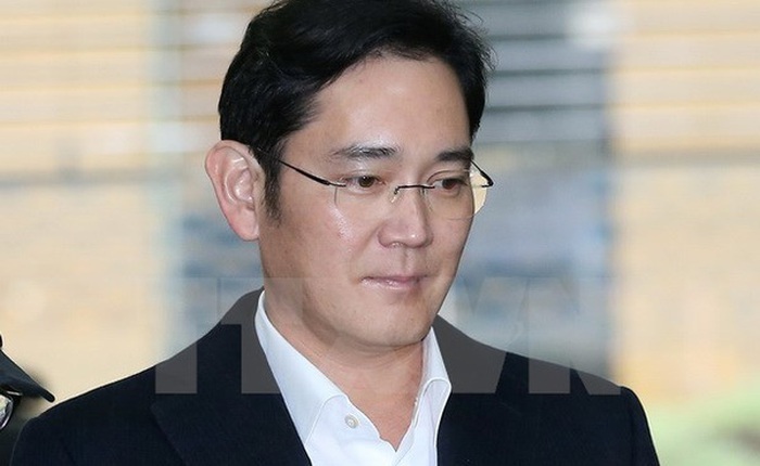 Phó chủ tịch bị bắt, Samsung tạm đình chỉ mọi hoạt động đầu tư mới