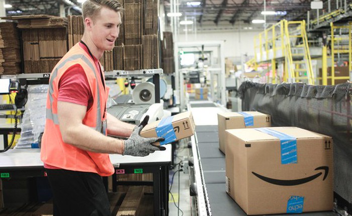 Wal-Mart tung đòn hiểm vào Amazon: yêu cầu các đối tác không được chạy ứng dụng trên AWS