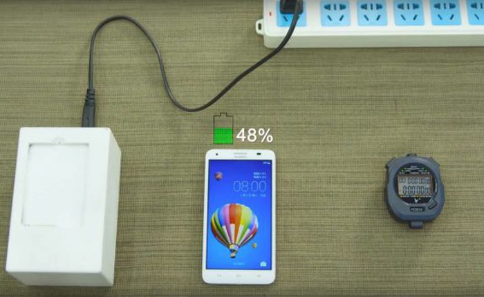 Công nghệ sạc nhanh của Huawei có thể làm đầy 48% pin điện thoại trong vòng 5 phút, dự kiến sẽ ra mắt tại MWC 2018