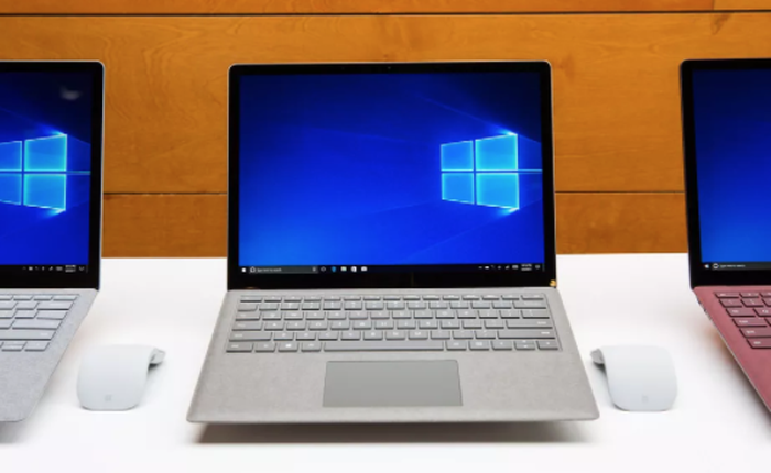 Microsoft sẽ bán laptop Surface với Windows 10 Pro