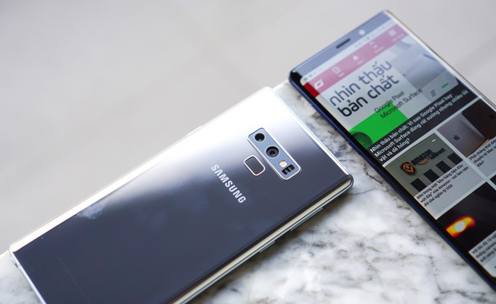 Cận cảnh Galaxy Note9 phiên bản Silver: màu bạc sang chảnh, chỉ có 1 SIM, chưa có hàng chính hãng