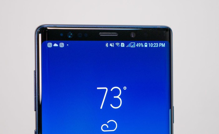 Samsung muốn loại bỏ thiết kế tai thỏ, bằng cách giấu camera selfie bên dưới màn hình