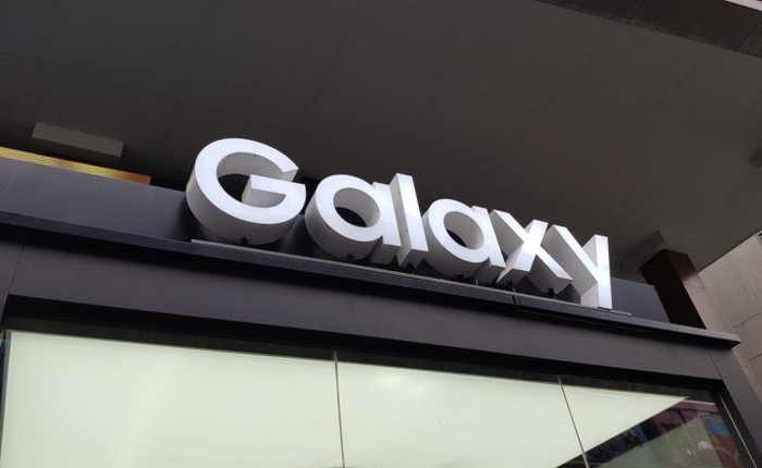 Samsung tung teaser tái khẳng định sẽ chính thức smartphone màn hình gập vào tháng 11