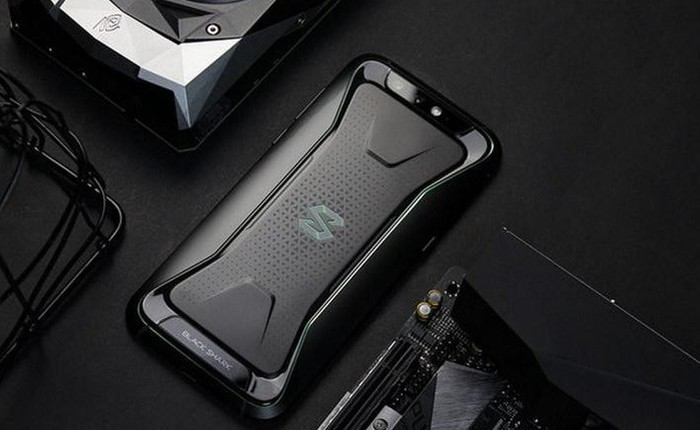 Mở hộp, trên tay smartphone gaming 10GB RAM đầu tiên của Xiaomi Black Shark 2 HELO