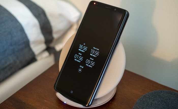 Samsung sẽ mang tính năng sạc không dây xuống smartphone tầm trung, chuẩn bị ra mắt tấm sạc giá rẻ